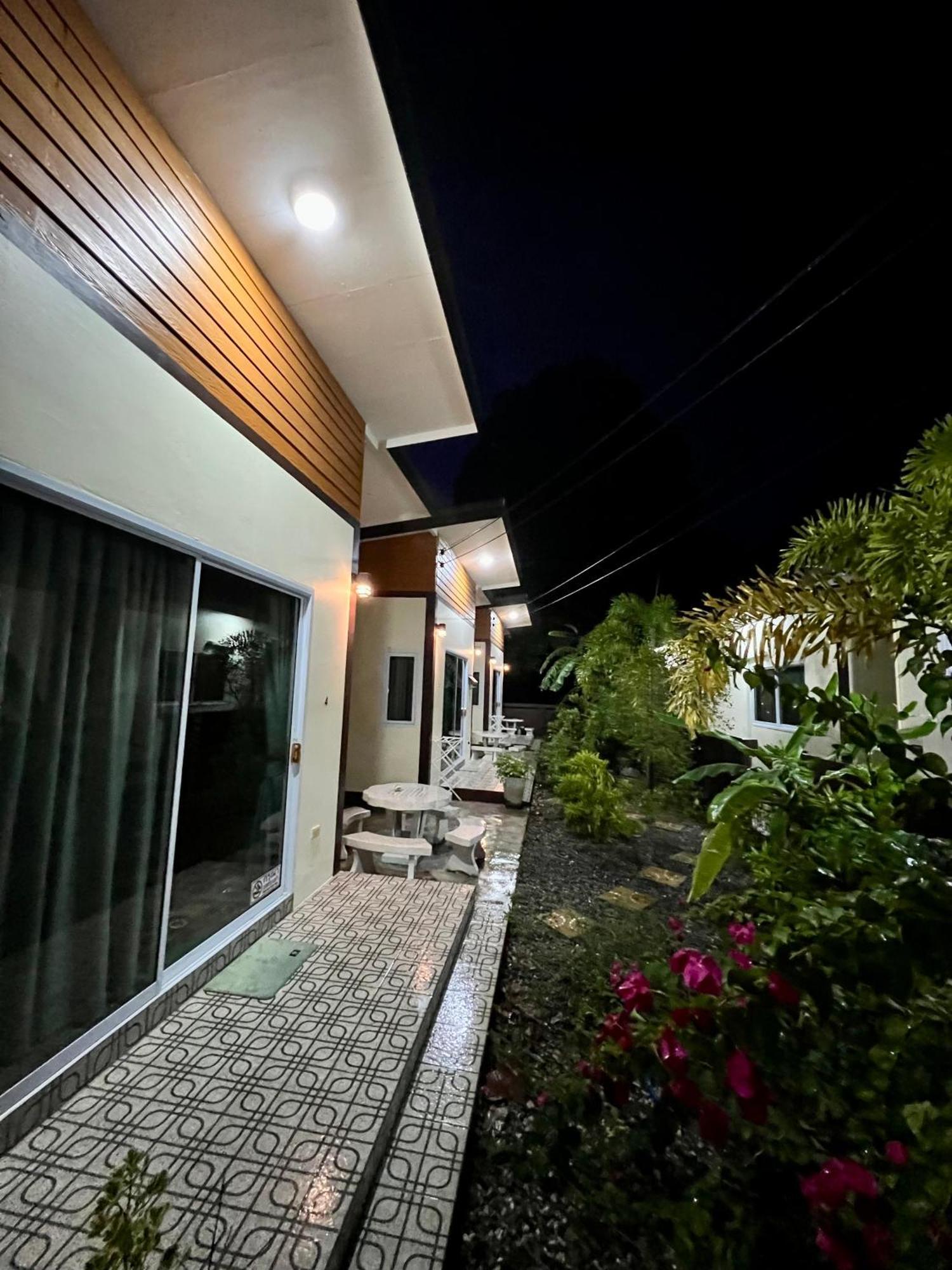 Bsk Bungalows Lipa Noi Exterior foto